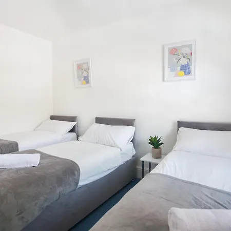 Budget City Center Apartment Aldgate - Tower Bridge London Exterior photo